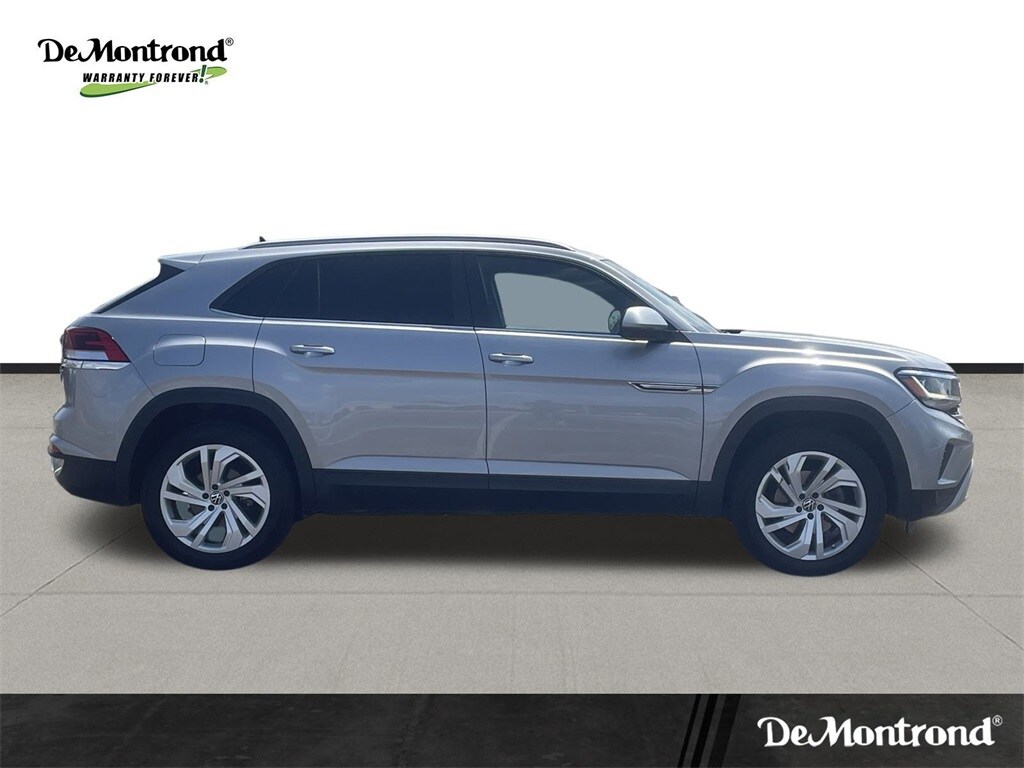 2020 Volkswagen Atlas Cross Sport SE photo 4