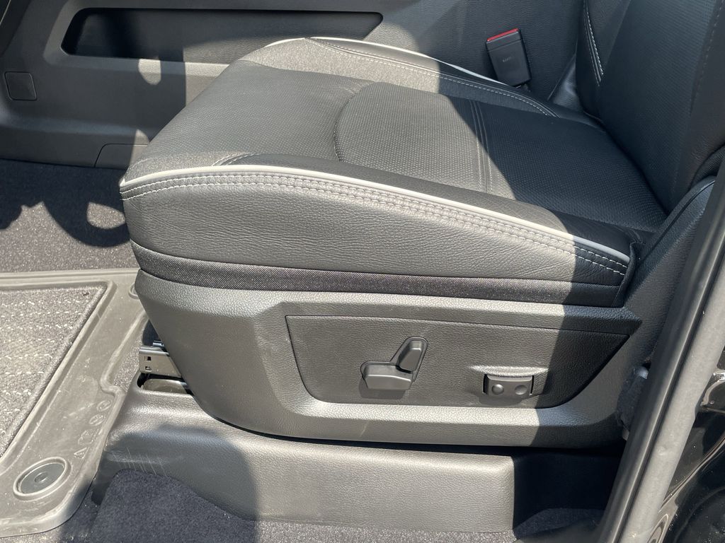 2025 RAM 2500 Limited - Photo 13
