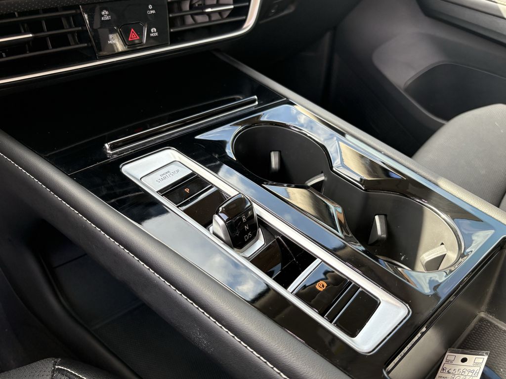 2024 Volkswagen Atlas SE w/Tech - Photo 21