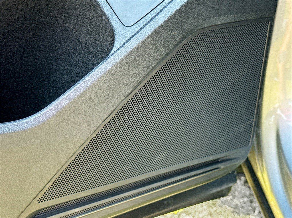 2024 Volkswagen Tiguan SE - Photo 19