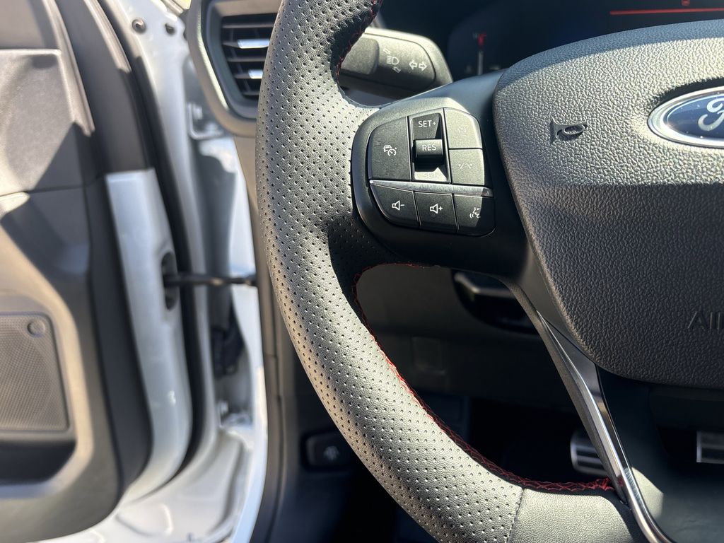 2023 Ford Escape ST-Line - Photo 16