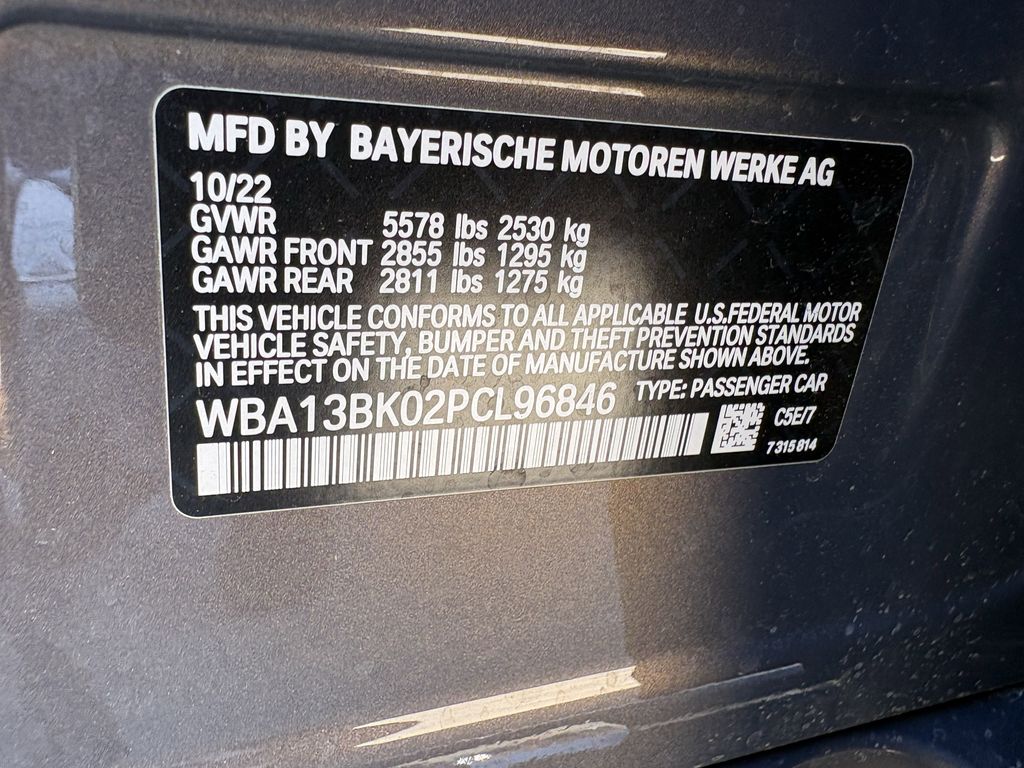 2023 BMW 5 Series M550i - Photo 29