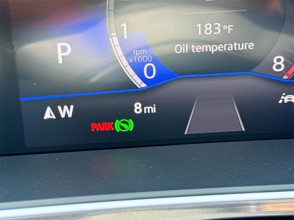 2024 Volkswagen Tiguan SE - Photo 12