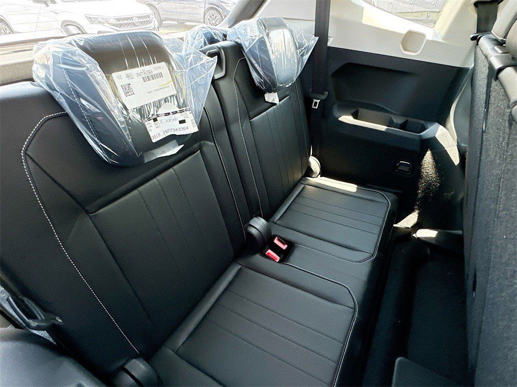2024 Volkswagen Tiguan SE - Photo 30