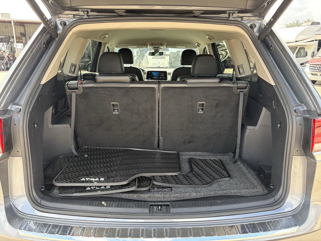 2024 Volkswagen Atlas SE w/Tech - Photo 27