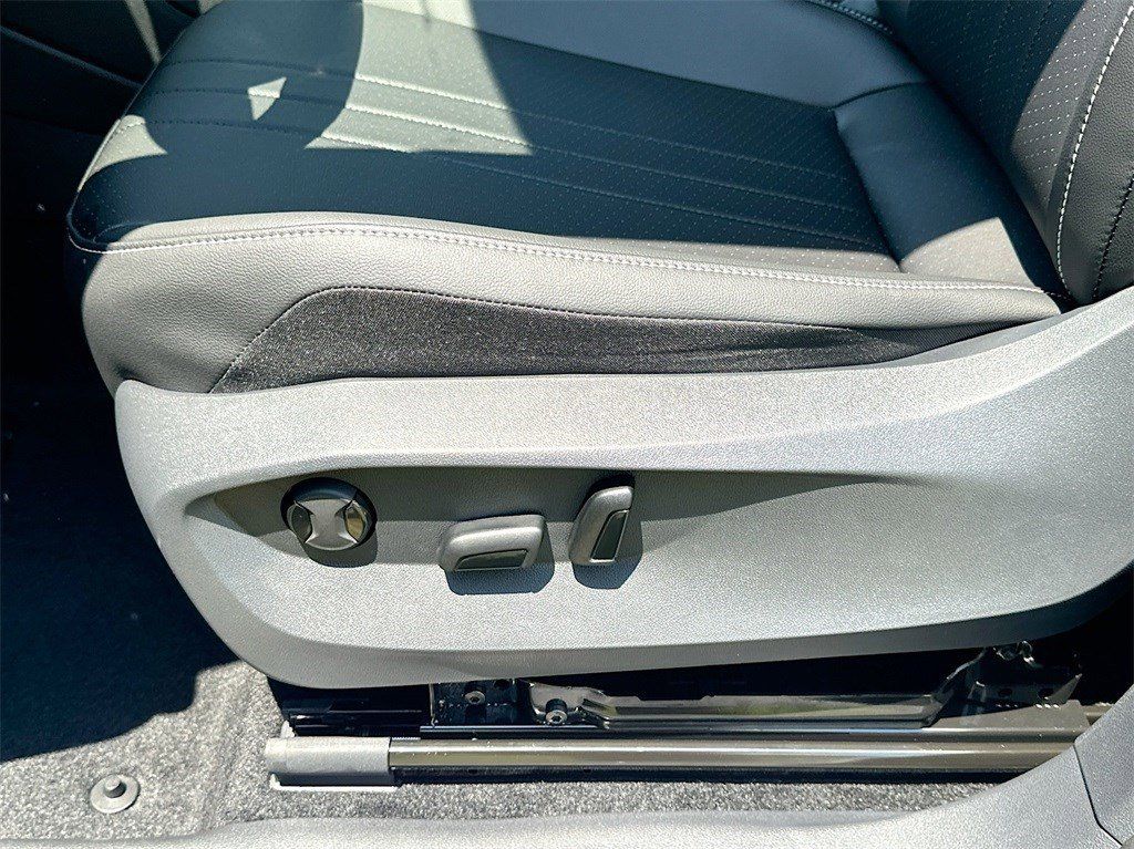 2024 Volkswagen Tiguan SE - Photo 20