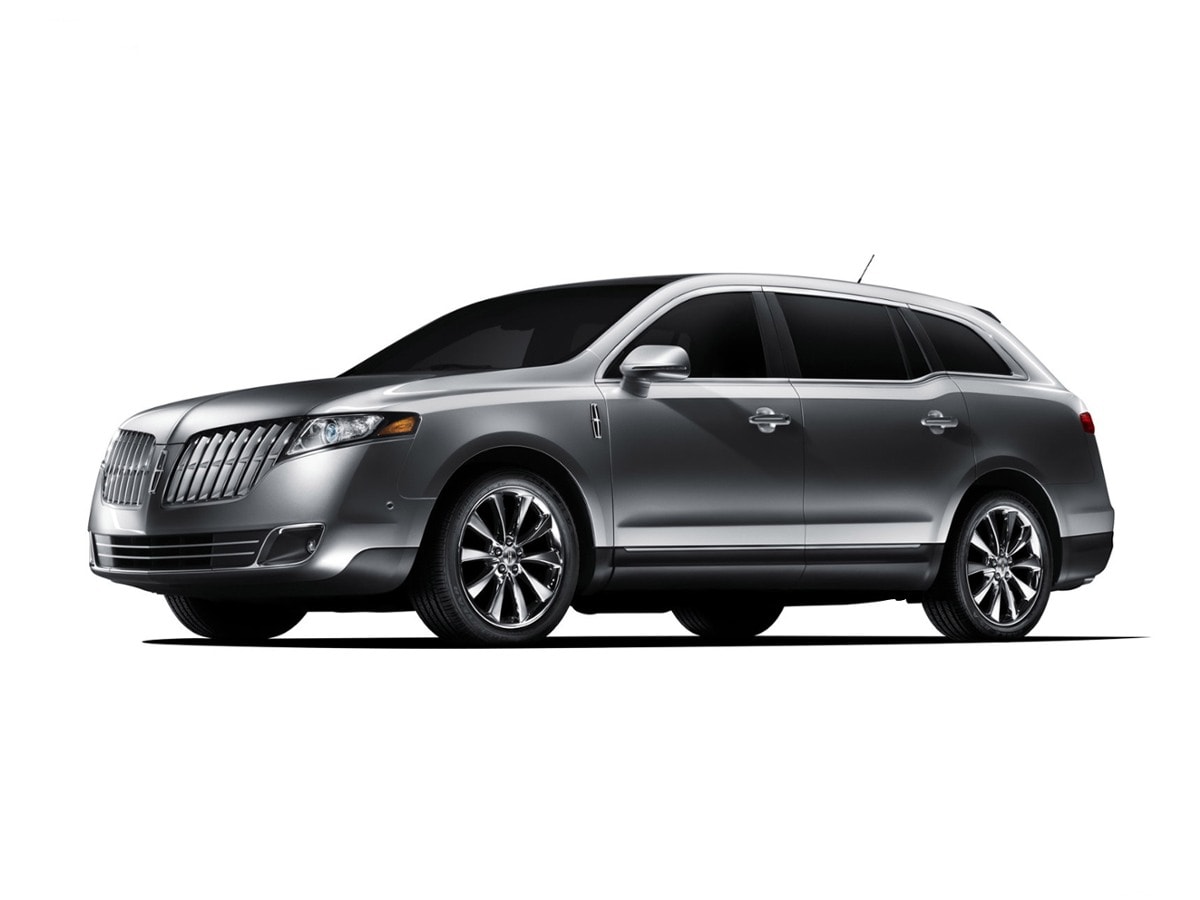 2010 Lincoln MKT's photo