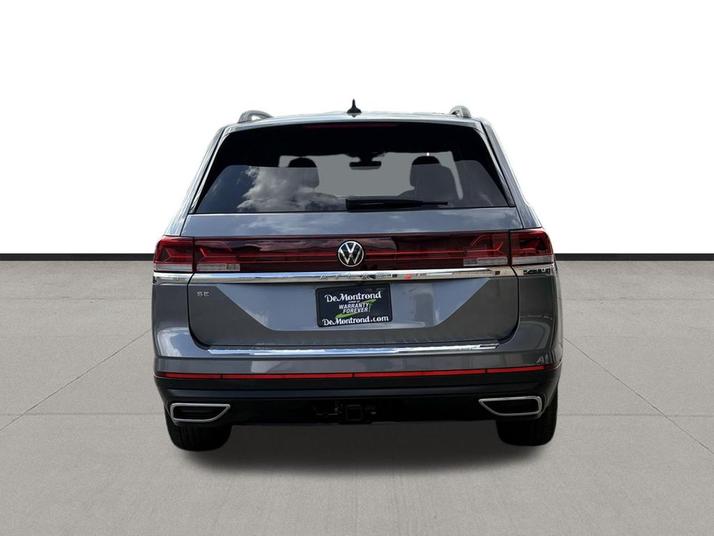 2024 Volkswagen Atlas SE w/Tech - Photo 6