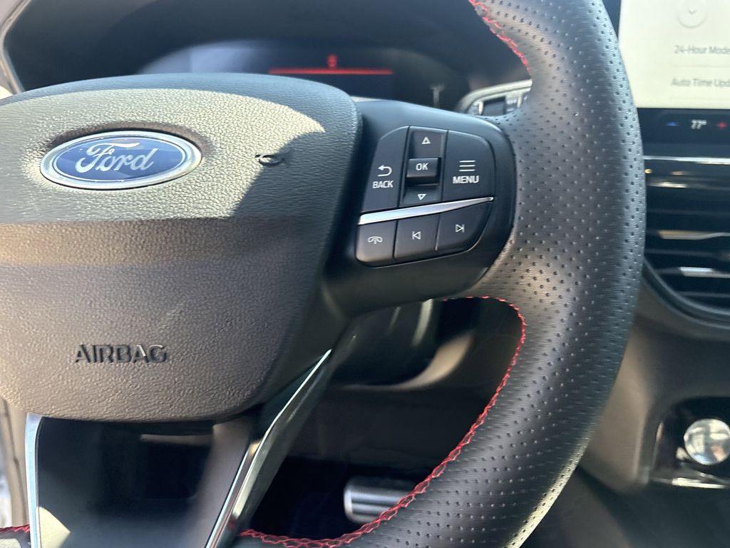 2023 Ford Escape ST-Line - Photo 17