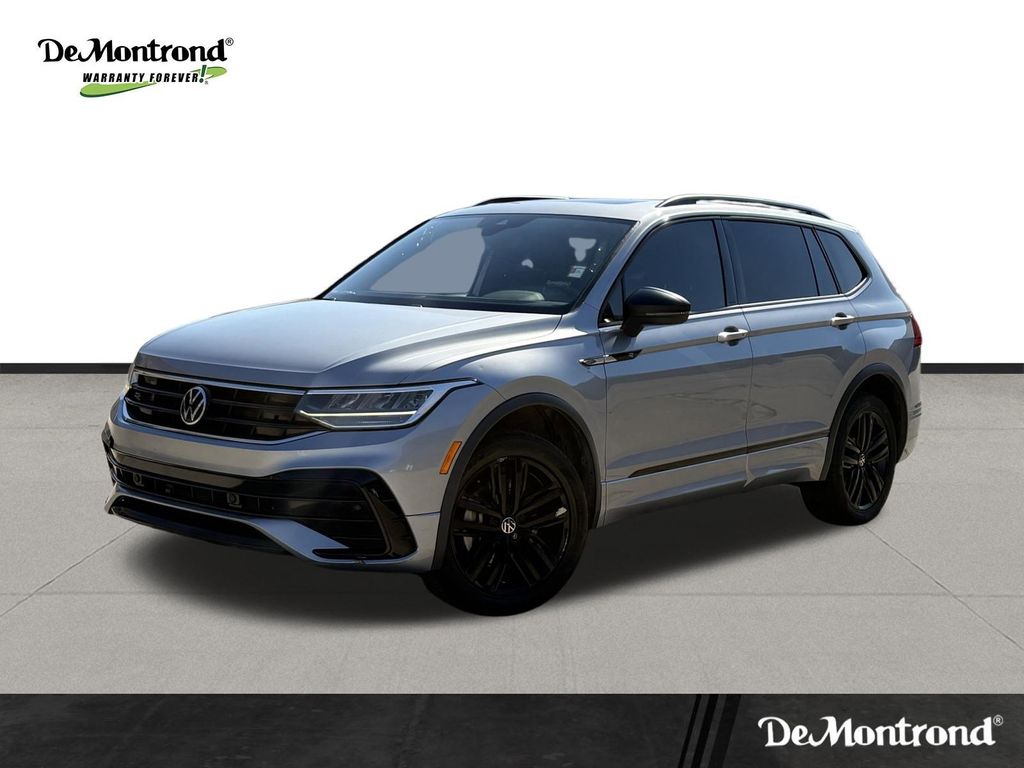 2022 Volkswagen Tiguan 2.0T SE R-Line Black 4Motion's photo
