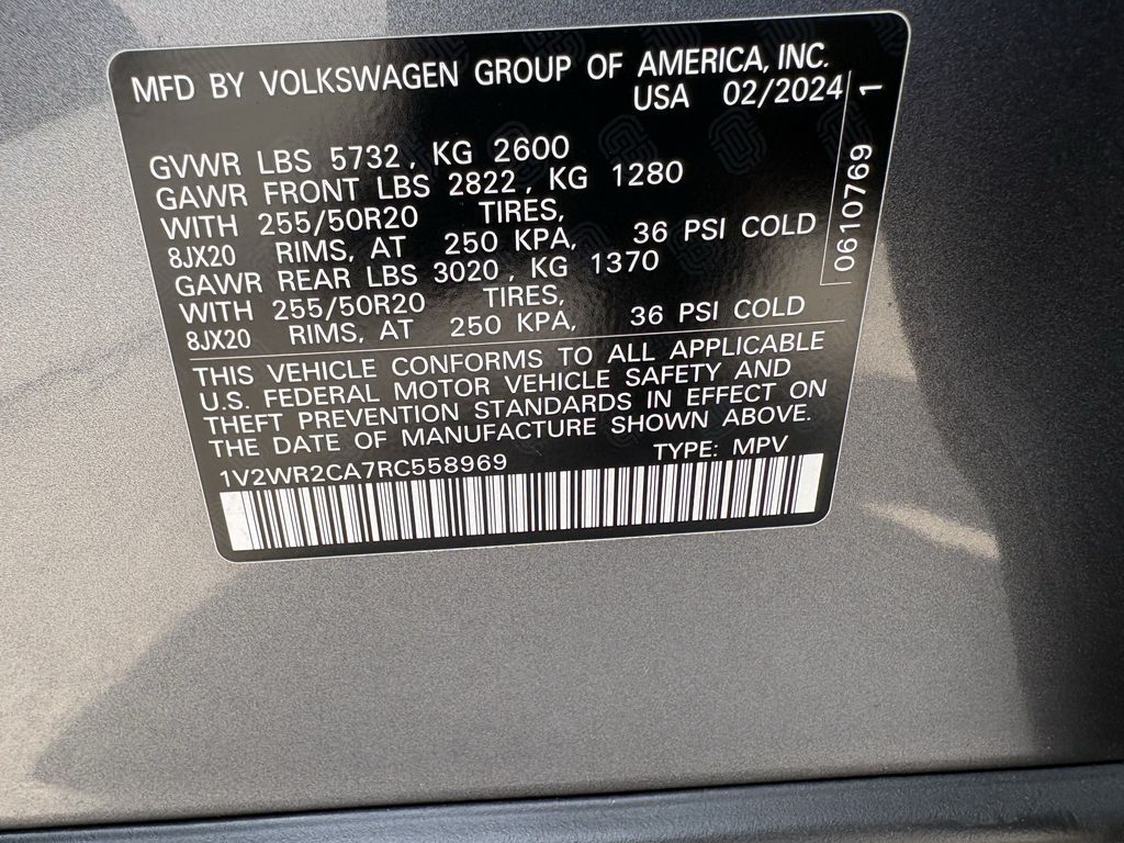 2024 Volkswagen Atlas SE w/Tech - Photo 30