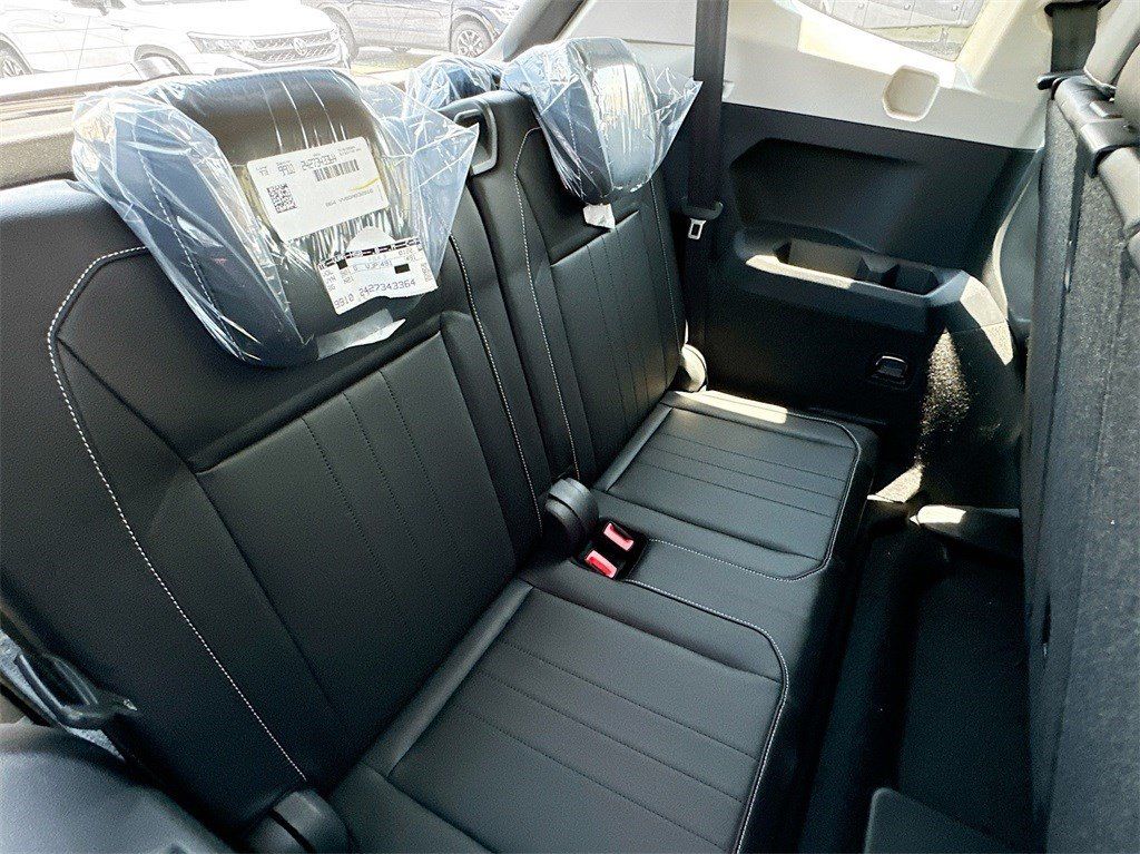2024 Volkswagen Tiguan SE - Photo 30