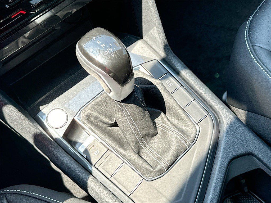 2024 Volkswagen Tiguan SE - Photo 17