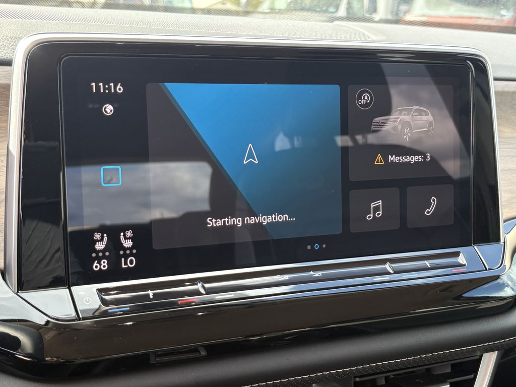 2024 Volkswagen Atlas SE w/Tech - Photo 18