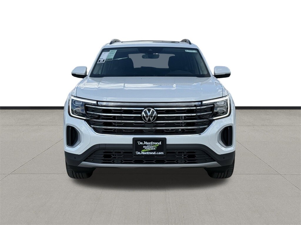2026 Volkswagen Atlas SE Technology photo 2
