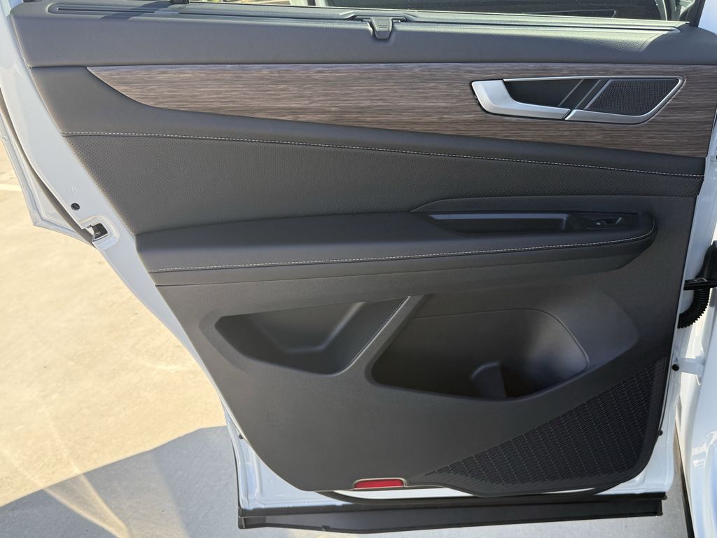 2026 Volkswagen Atlas SEL - Photo 23