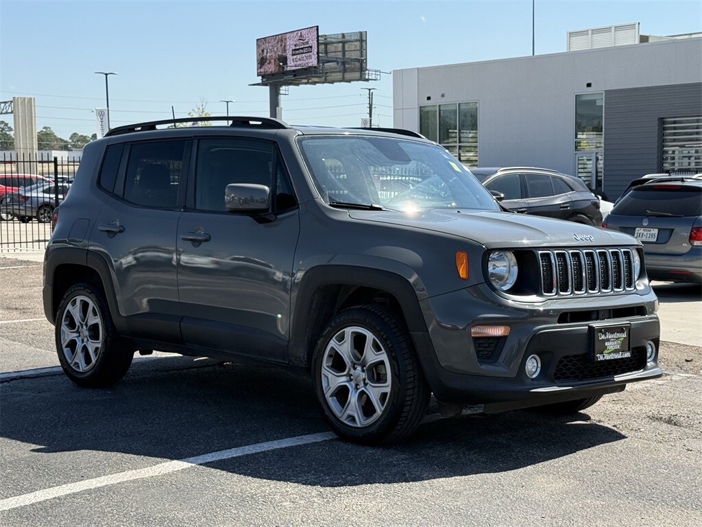 2019 Jeep Renegade Latitude photo 3