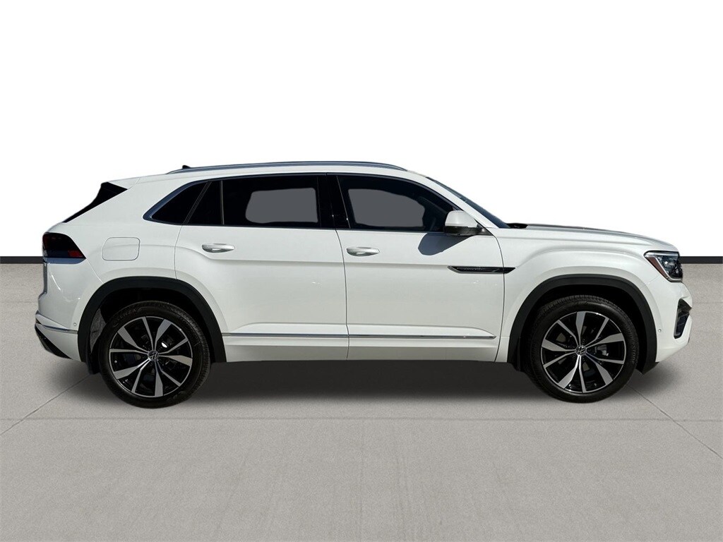 New 2026 Volkswagen Atlas Cross Sport 2.0T SEL Premium R-Line SUV