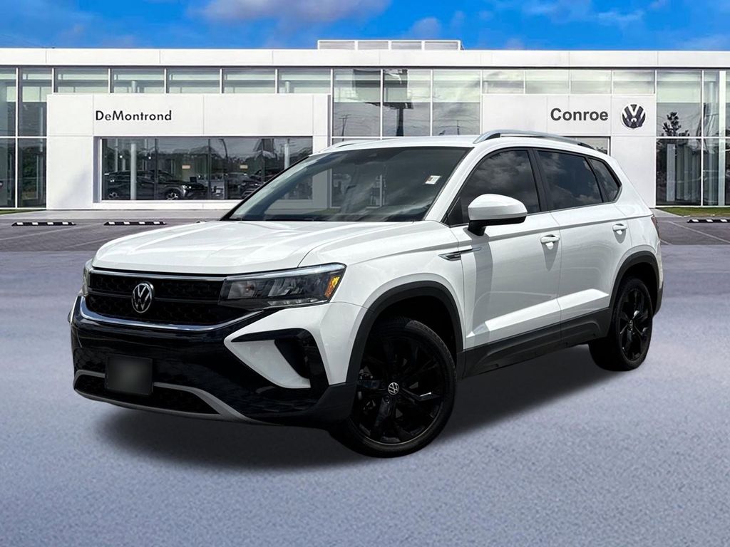 2023 Volkswagen Taos 1.5T SE's photo