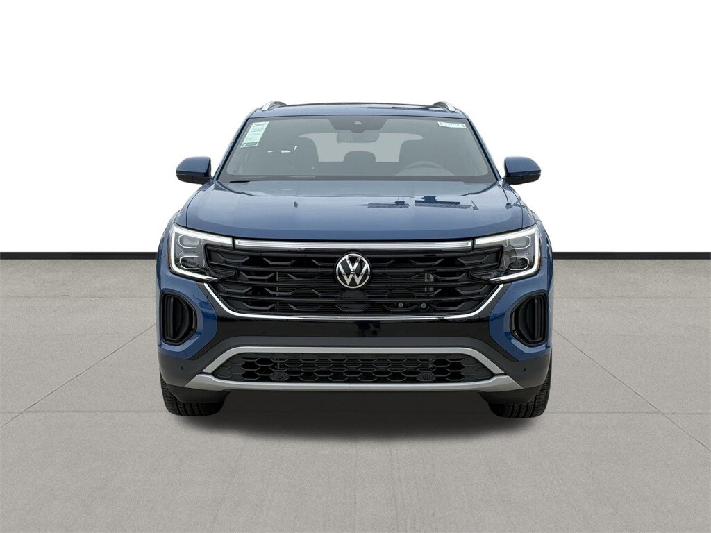 New 2026 Volkswagen Atlas Cross Sport 2.0T SE w/Technology SUV