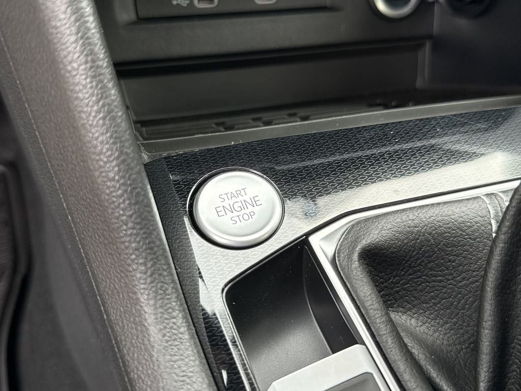 2026 Volkswagen Taos SEL - Photo 18