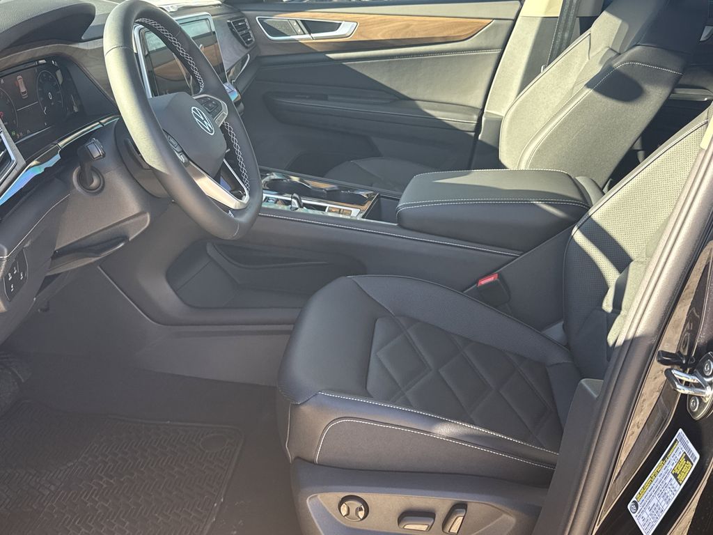 2026 Volkswagen Atlas SE w/Tech - Photo 12
