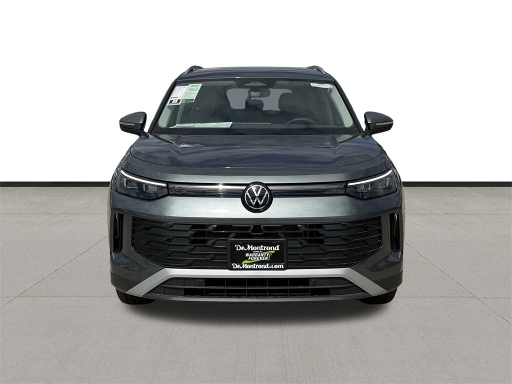 New 2025 Volkswagen Tiguan 2.0T SE SUV