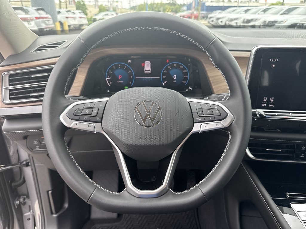 2026 Volkswagen Atlas SE w/Tech - Photo 13
