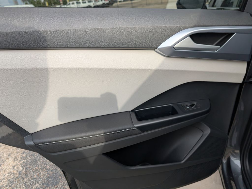 2026 Volkswagen Taos SE - Photo 25
