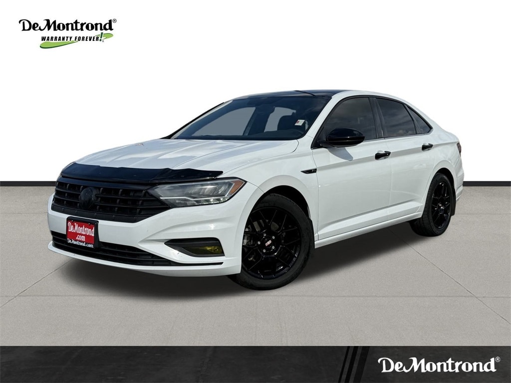 2021 Volkswagen Jetta R-Line's photo