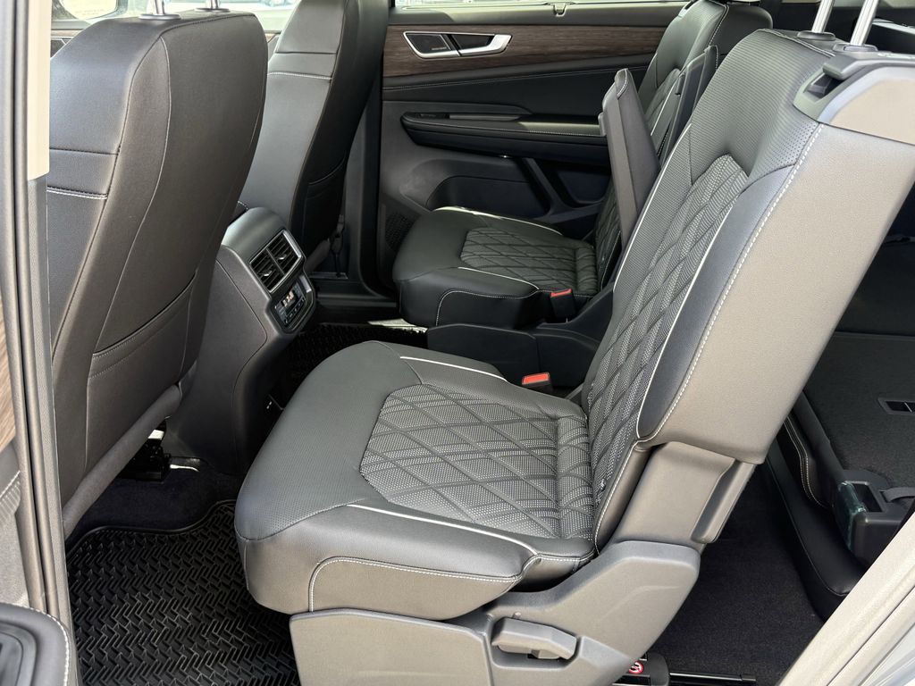 2026 Volkswagen Atlas SEL Premium R-Line - Photo 24
