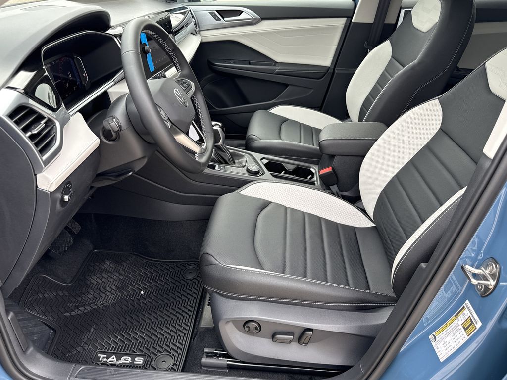 2026 Volkswagen Taos SEL - Photo 12