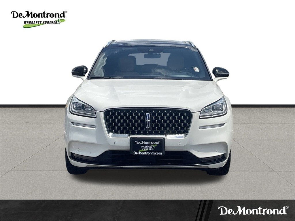 2022 Lincoln Corsair Grand Touring photo 2