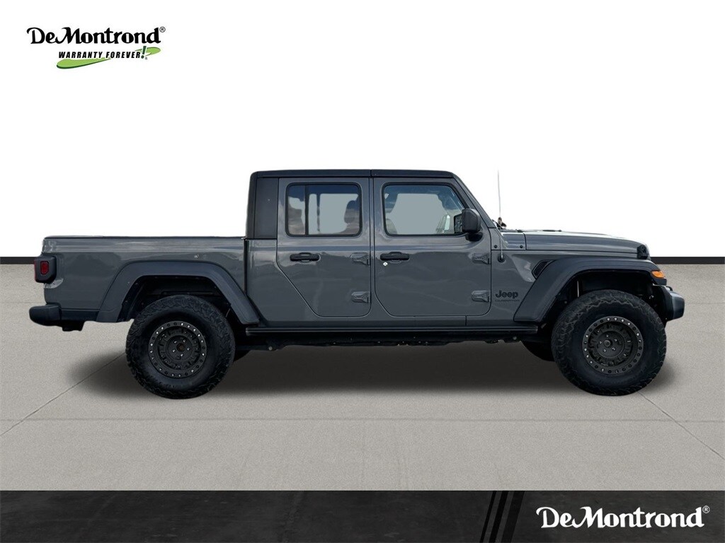 2020 Jeep Gladiator Sport photo 4