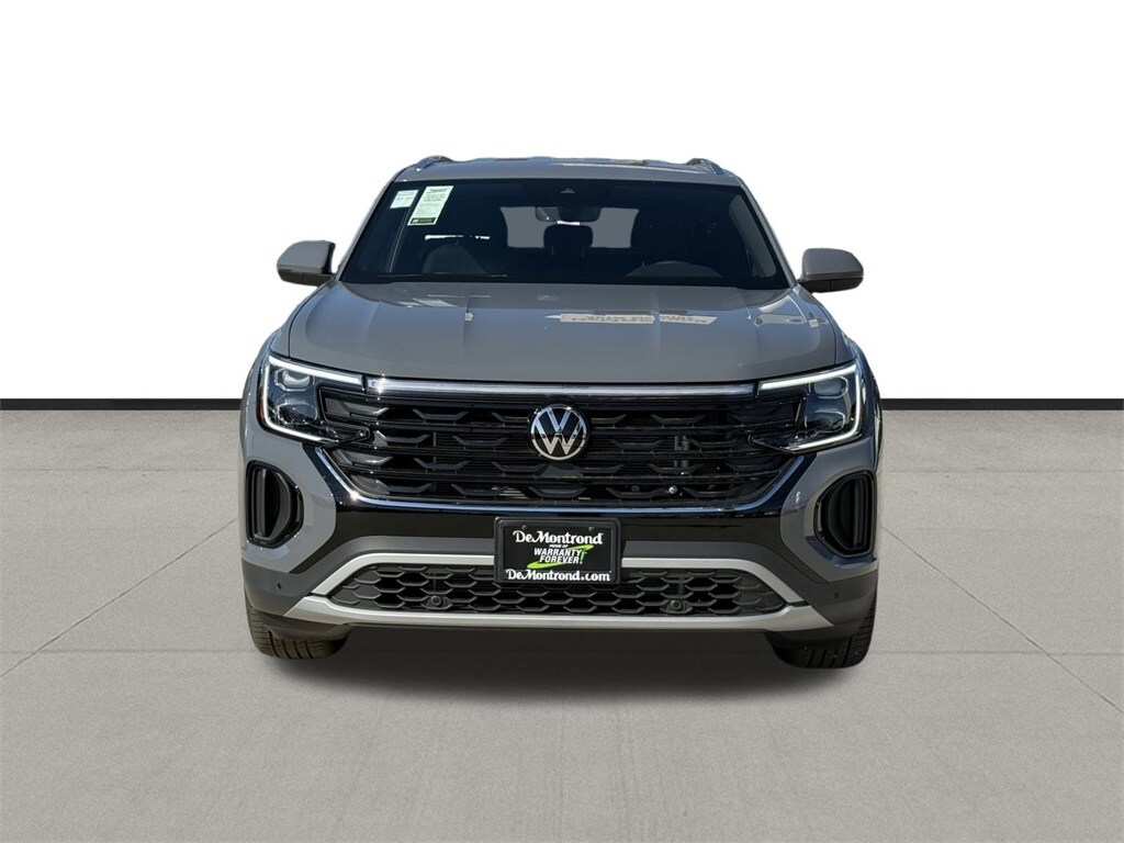 2026 Volkswagen Atlas Cross Sport SE Technology photo 2