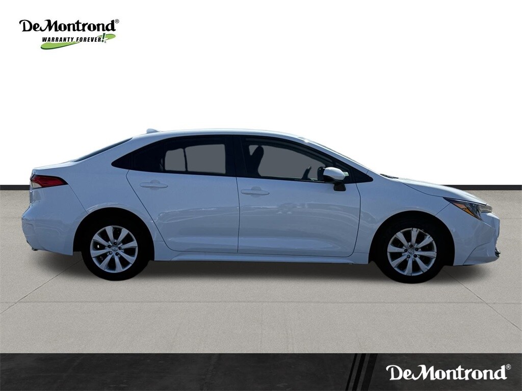2024 Toyota Corolla LE photo 4