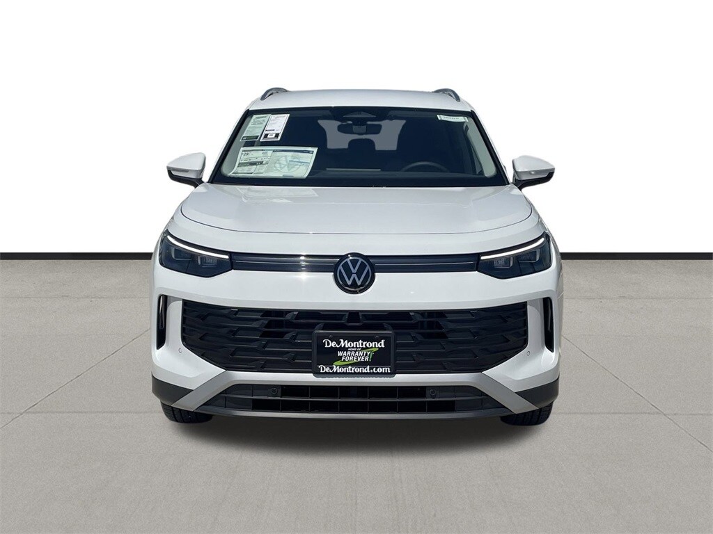 2025 Volkswagen Tiguan S photo 2