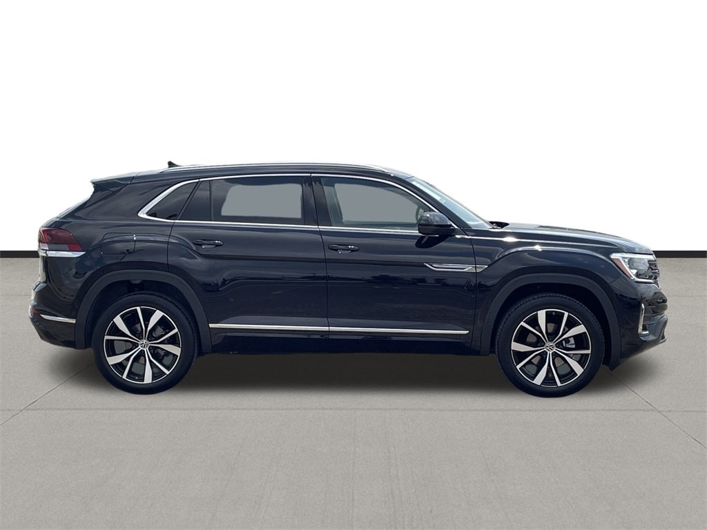 New 2025 Volkswagen Atlas Cross Sport 2.0T SEL Premium R-Line SUV