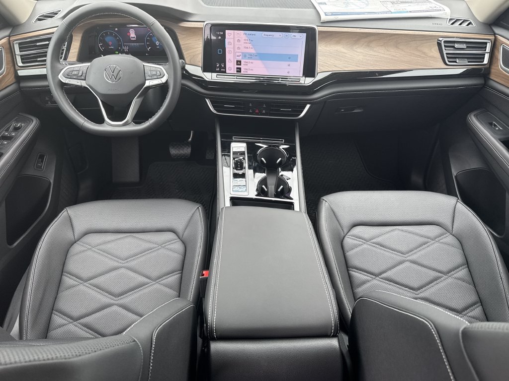 2026 Volkswagen Atlas SE w/Tech - Photo 25