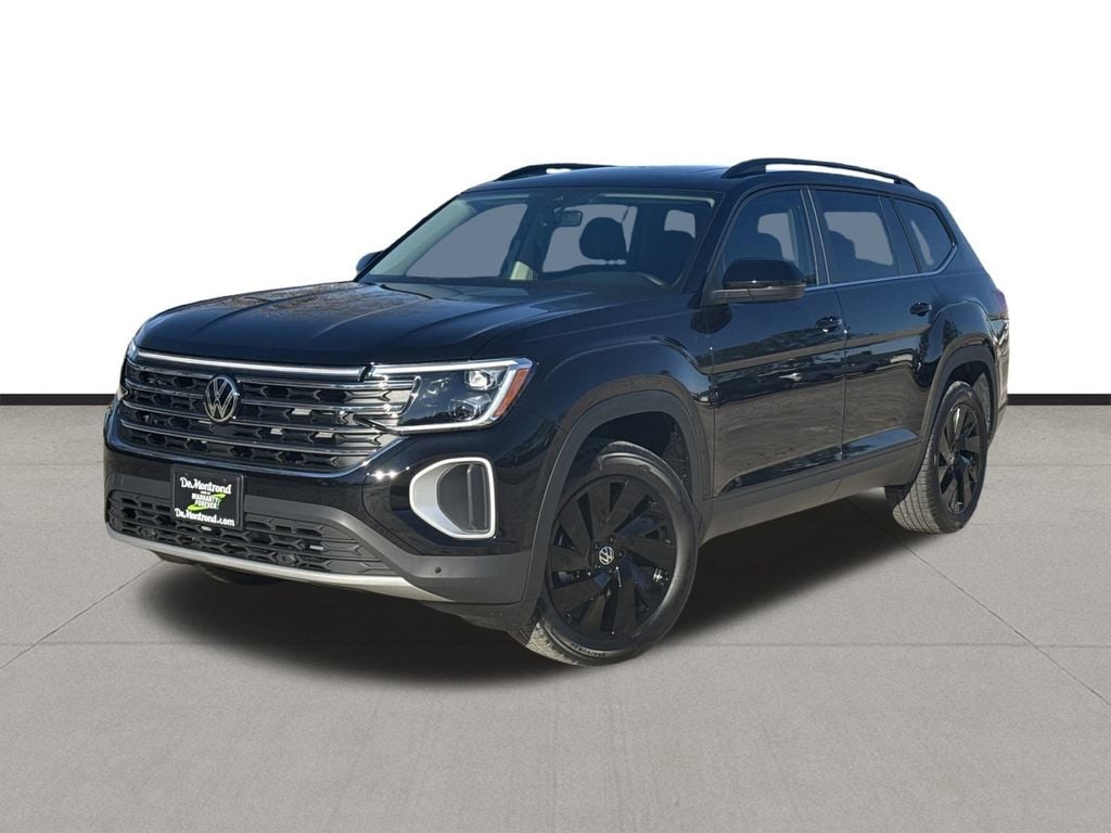New 2026 Volkswagen Atlas SE w/Technology