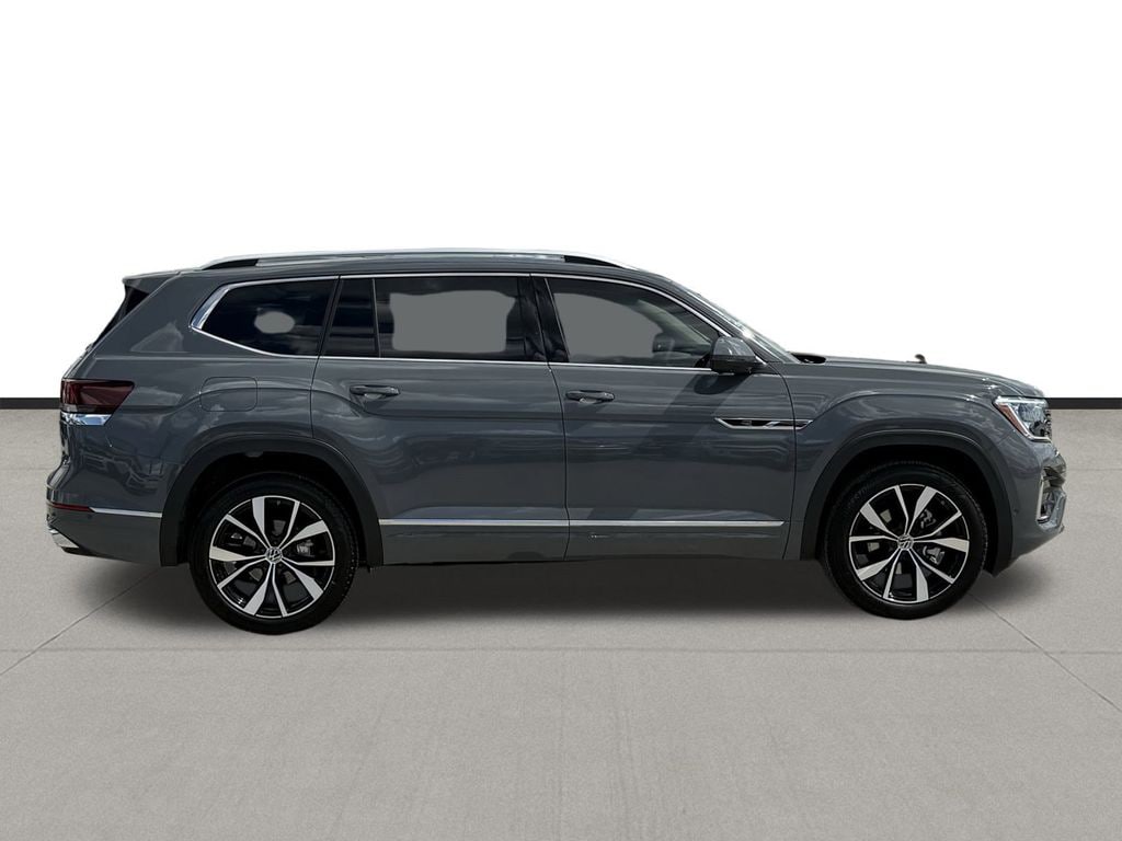 2026 Volkswagen Atlas SEL Premium R-Line - Photo 4