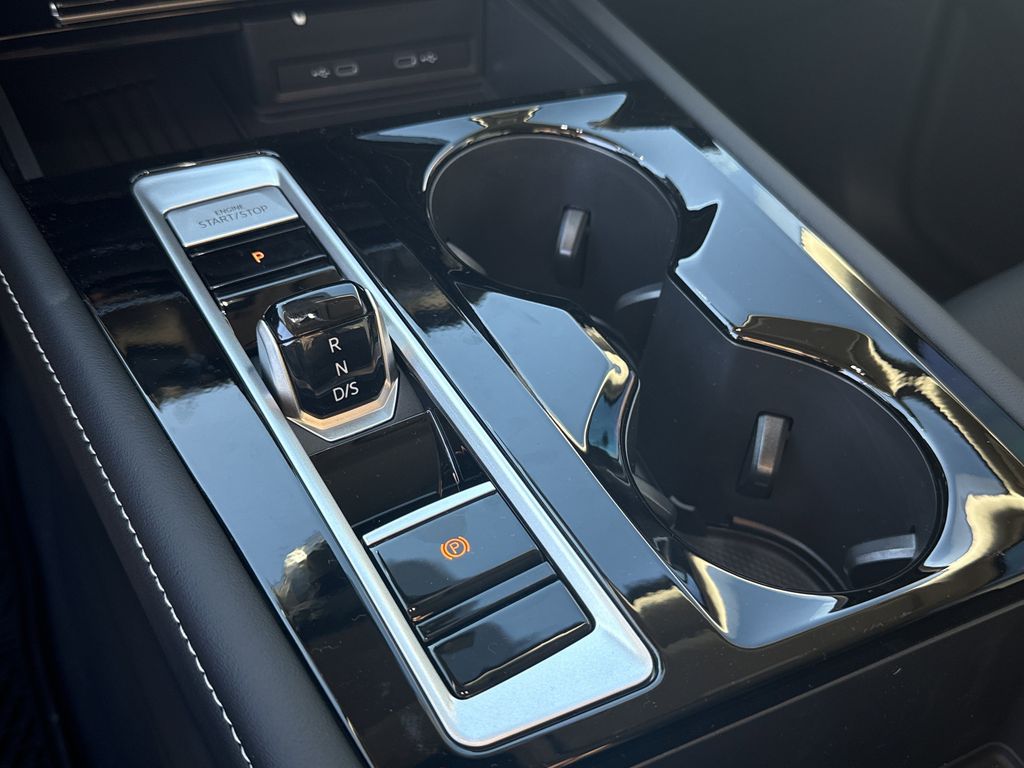2026 Volkswagen Atlas SE w/Tech - Photo 18