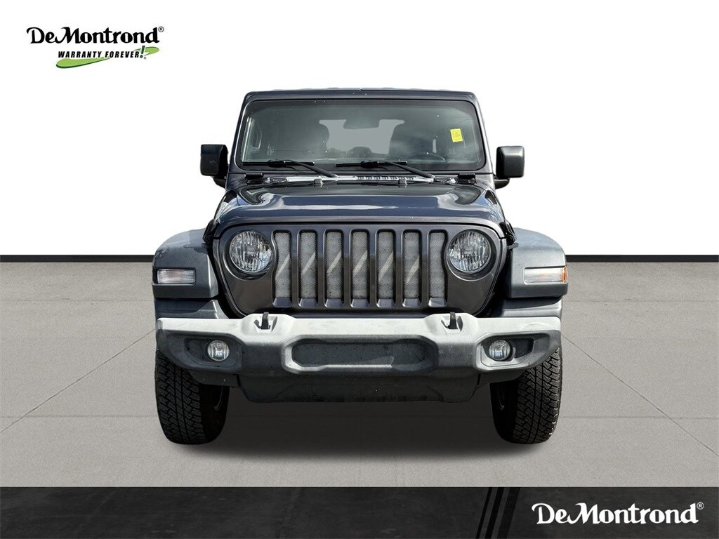 2018 Jeep Wrangler Unlimited Sport S photo 2