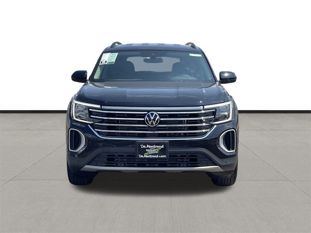 2026 Volkswagen Atlas SE Technology photo 2