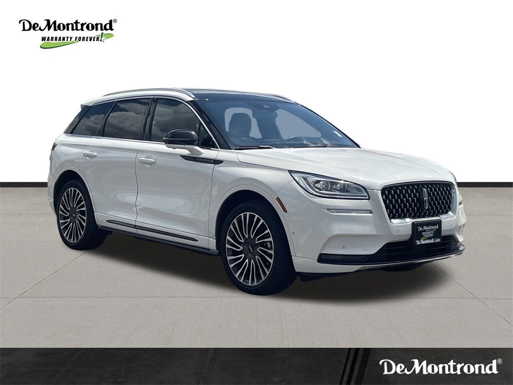 2022 Lincoln Corsair Grand Touring photo 3