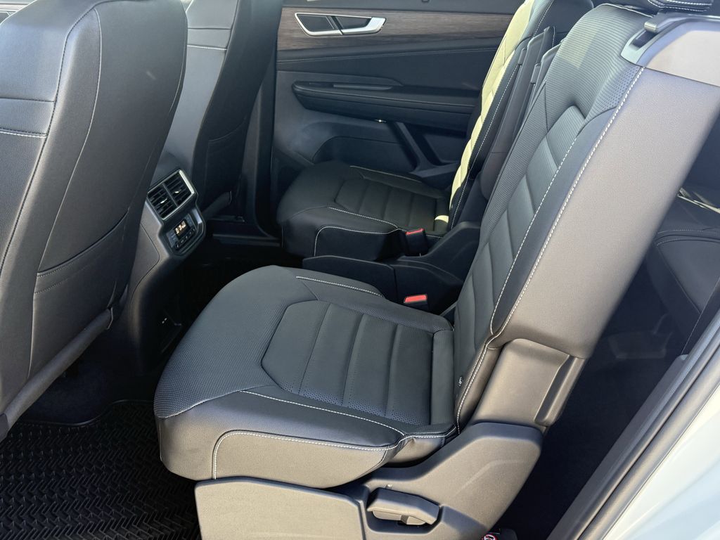 2026 Volkswagen Atlas SEL - Photo 24