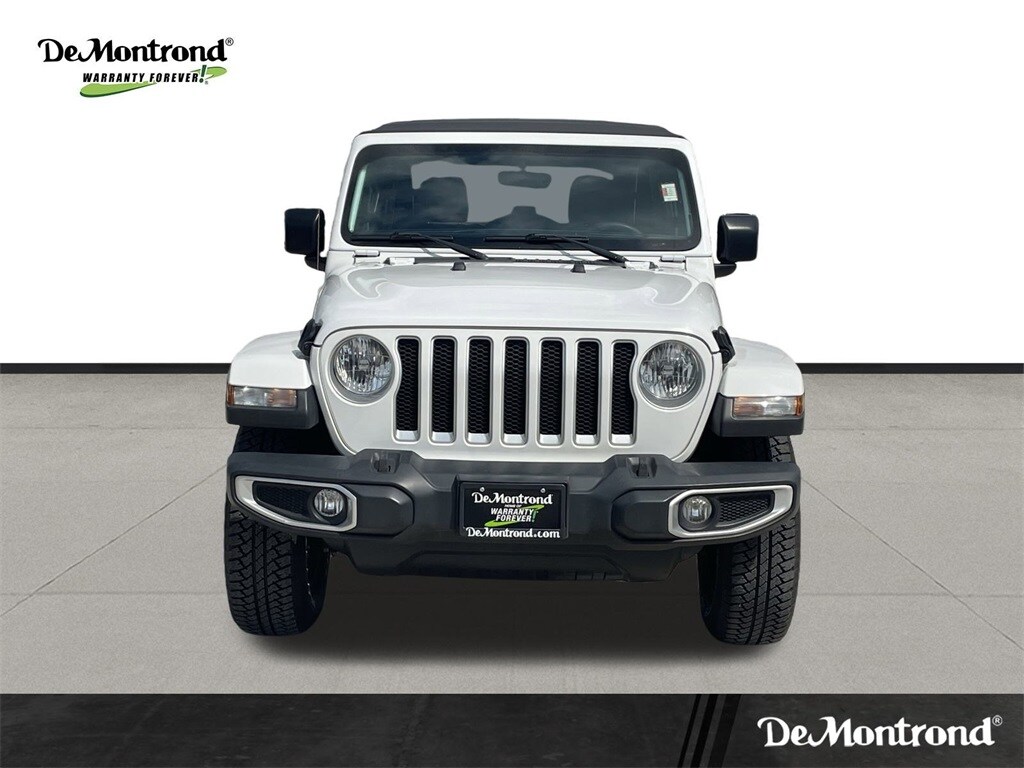 2023 Jeep Wrangler Sahara photo 2