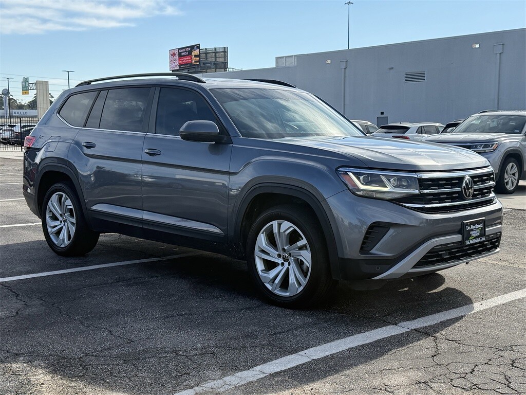 2022 Volkswagen Atlas V6 SE Technology photo 3