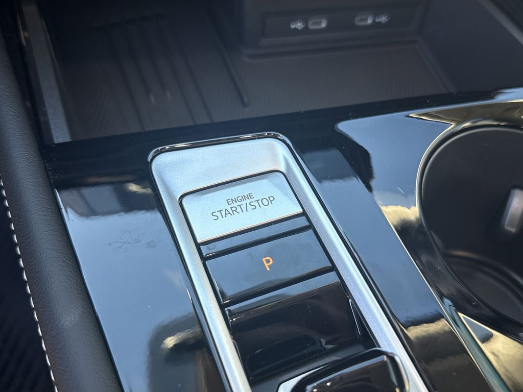 2026 Volkswagen Atlas SE w/Tech - Photo 17