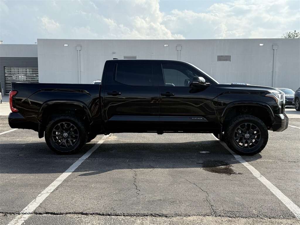2024 Toyota Tundra Platinum CrewMax photo 4
